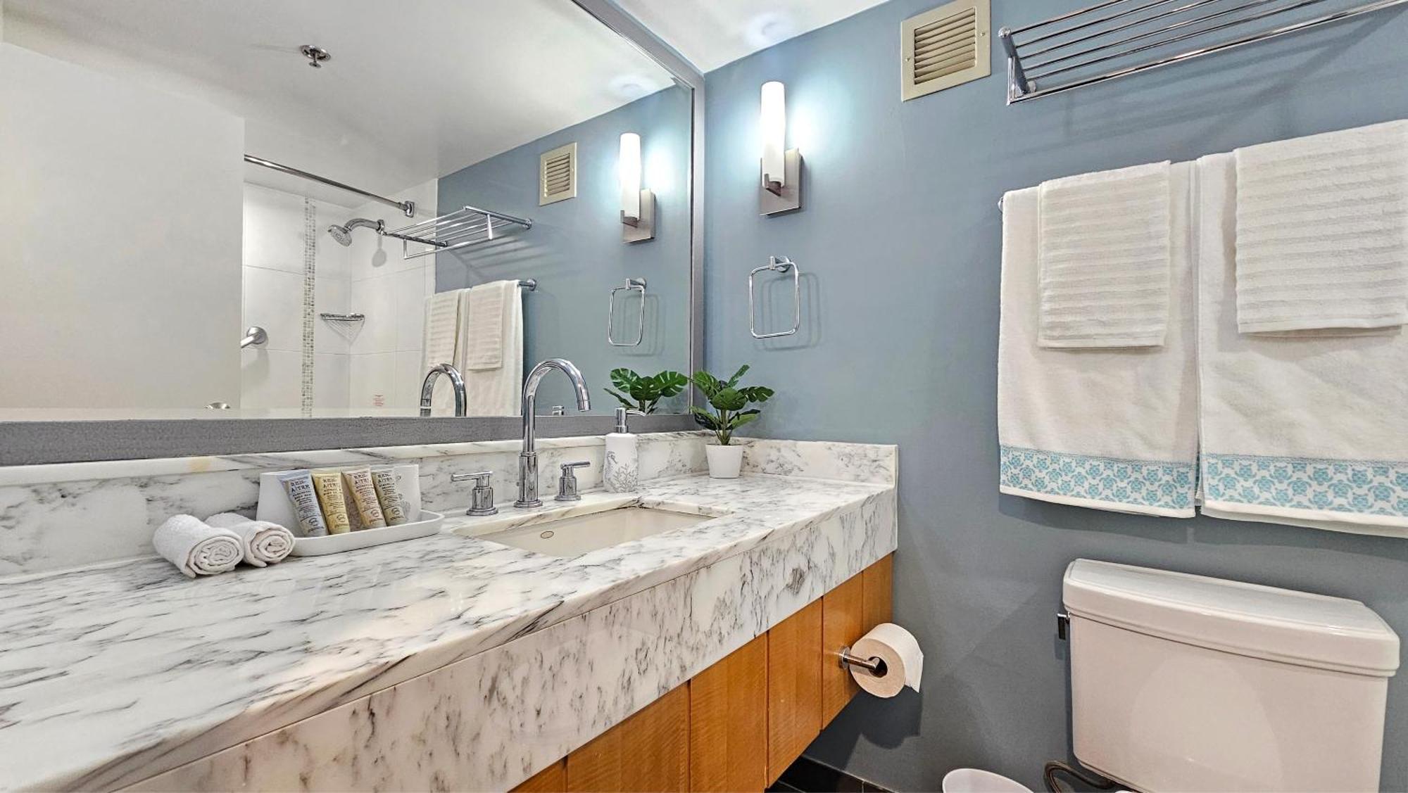 Ocean View Room At Ala Moana Fees Include Хонолулу Екстериор снимка
