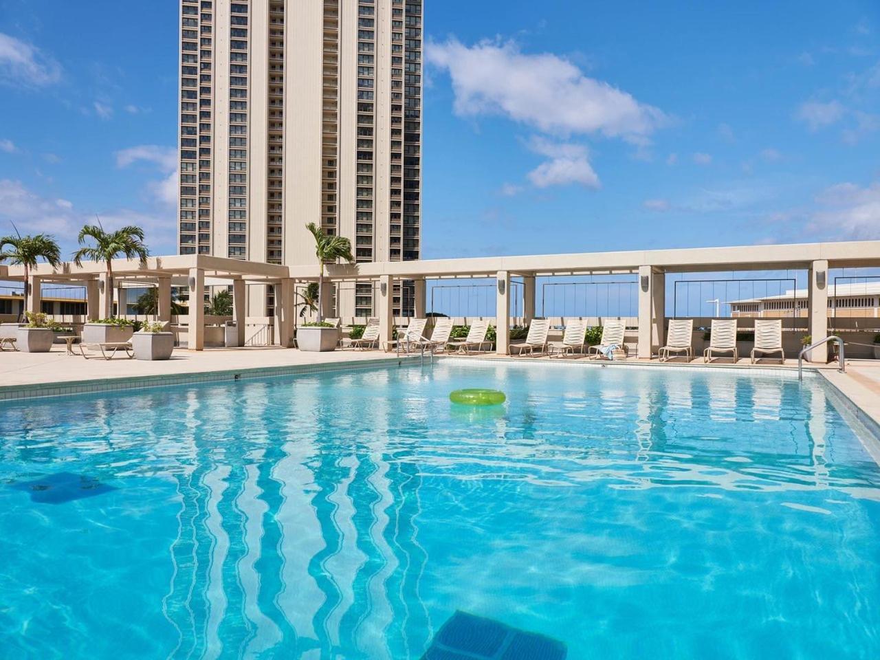 Ocean View Room At Ala Moana Fees Include Хонолулу Екстериор снимка